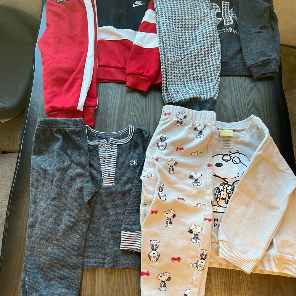 Nike Kids Matching Set - Red, Black, White